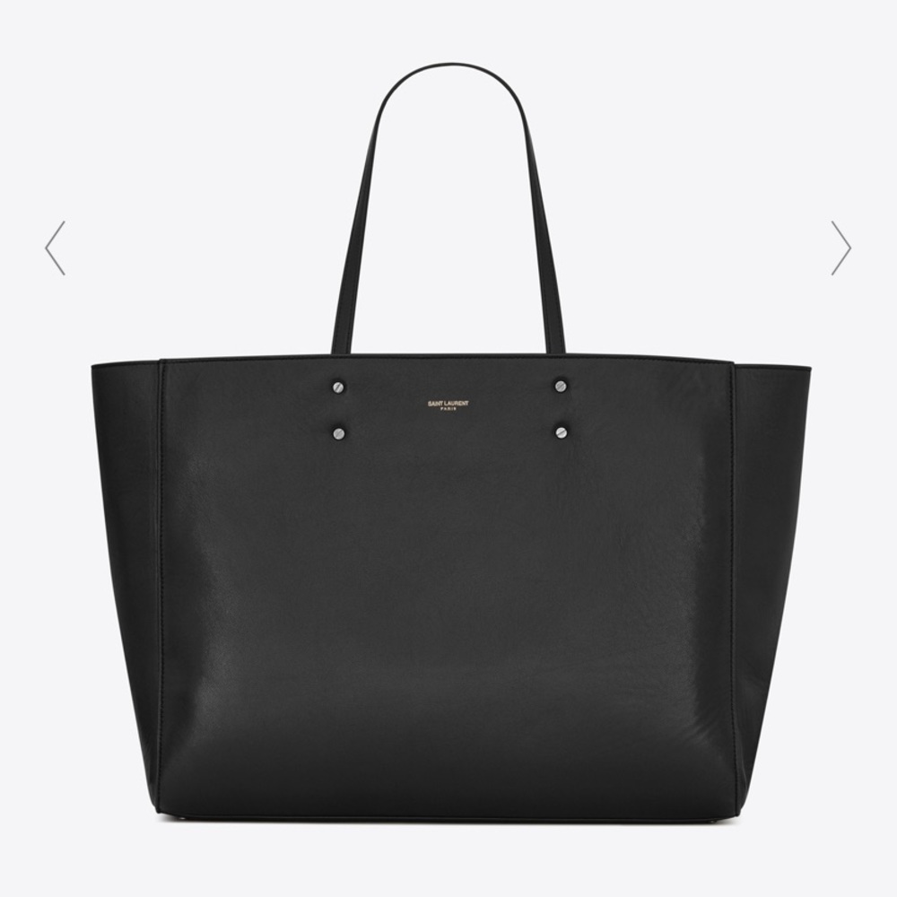 NWOT CABAS VIS MEDIUM TOTE IN SOFT LAMBSKIN